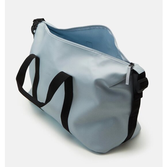 RAINS Hilo Weekend Bag W3 Light Blue Wind Duffle Luggage Straps Black BRAND NEW - Picture 3 of 7